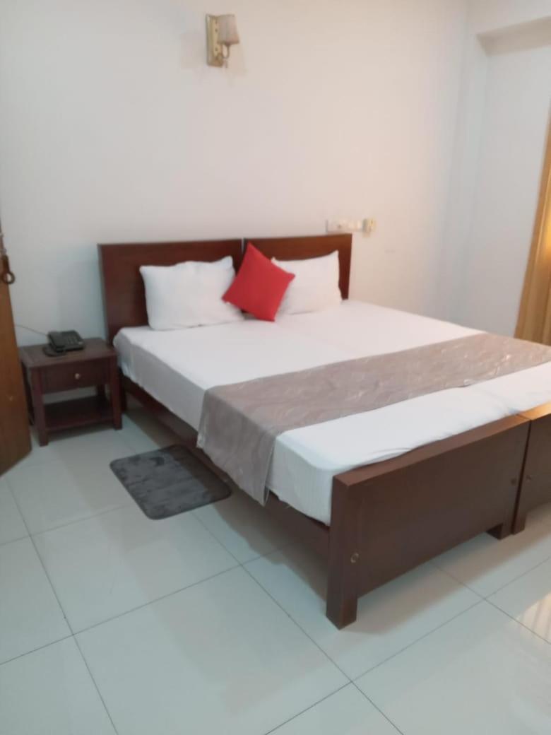 Heritage Eco Resort Kelaniya エクステリア 写真