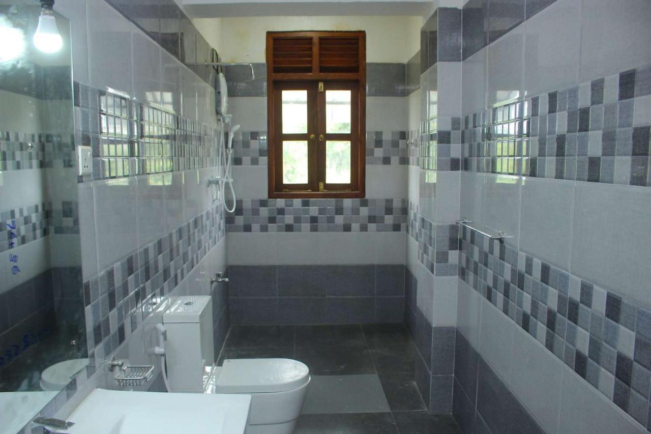 Heritage Eco Resort Kelaniya エクステリア 写真